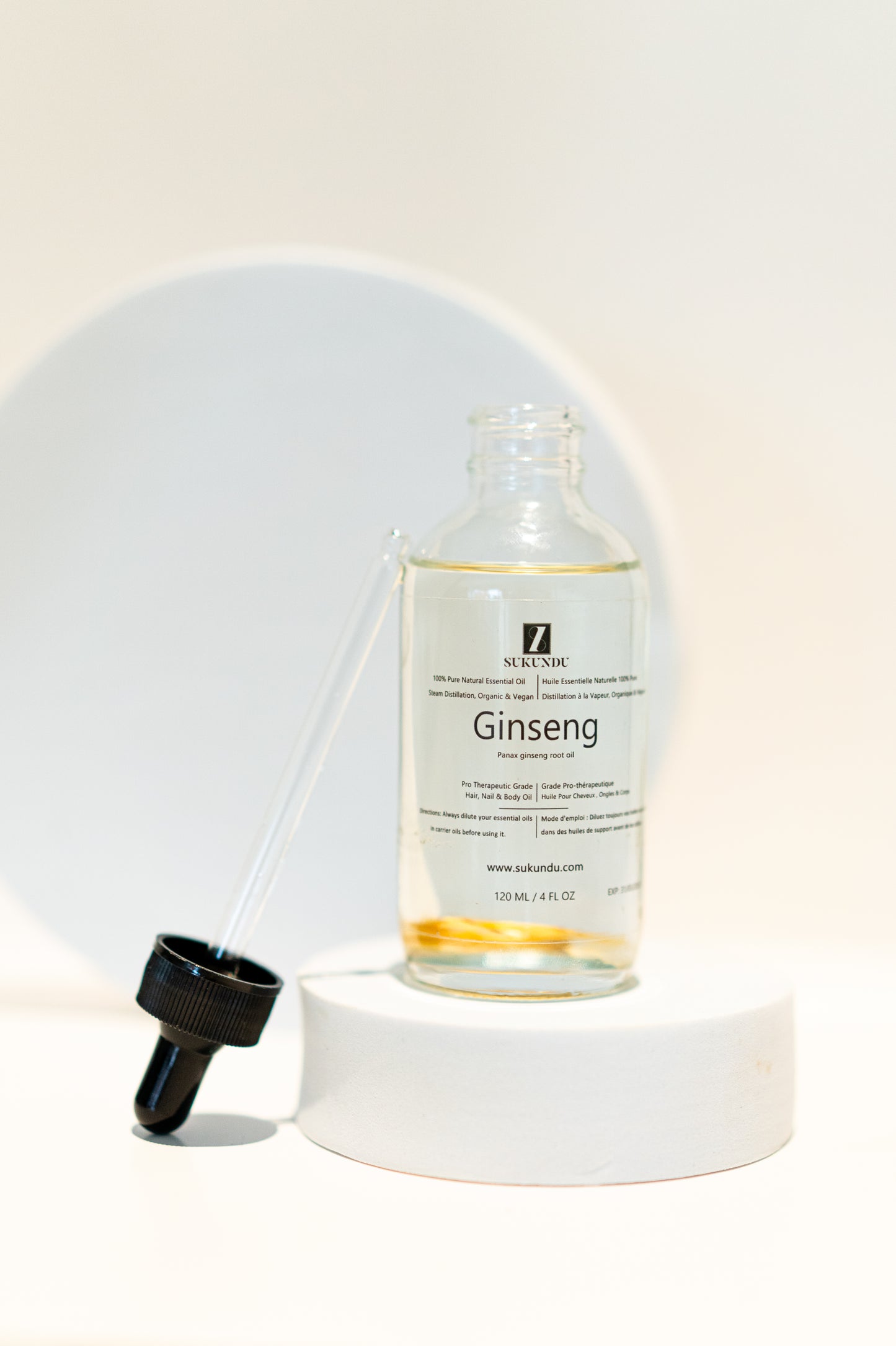 Ginseng essential oil